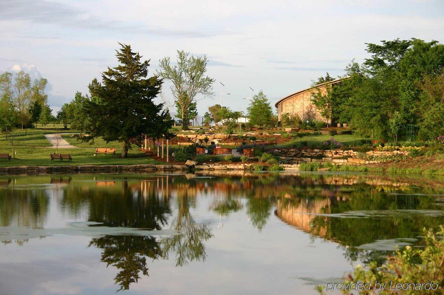 Embassy By Hilton Kansas Hotel Overland Park