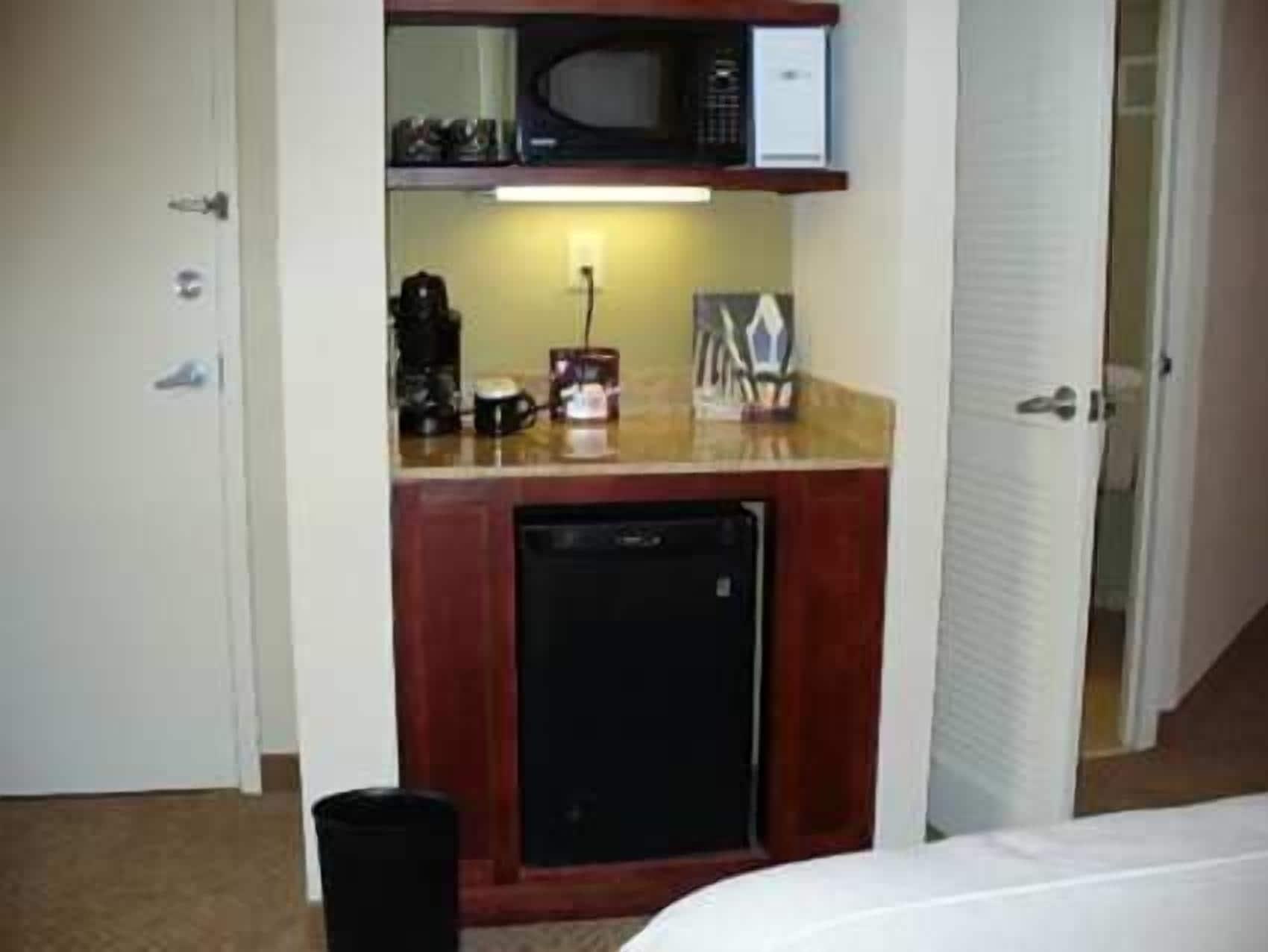 Embassy By Hilton Kansas 3* Overland Park