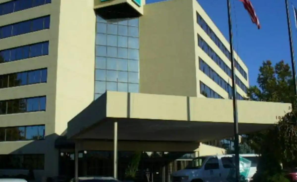 Hotel Embassy By Hilton Kansas 3*