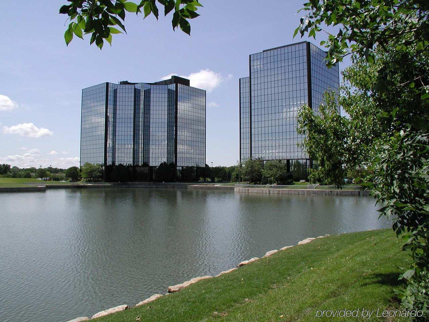Embassy By Hilton Kansas